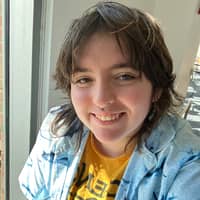 Sitter Profile Image: Wren S.