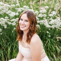 Sitter Profile Image: Olivia R.