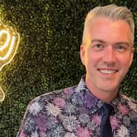 Sitter Profile Image: Aaron W.