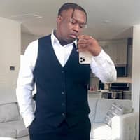 Sitter Profile Image: Justus S.