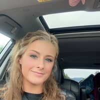 Sitter Profile Image: Shelby M.