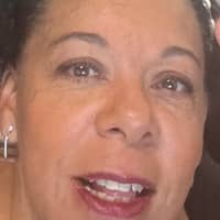 Sitter Profile Image: Candice F.