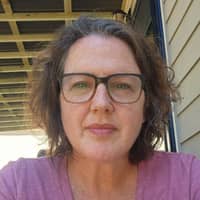 Sitter Profile Image: Hallie L.