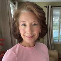 Sitter Profile Image: Stephanie M.