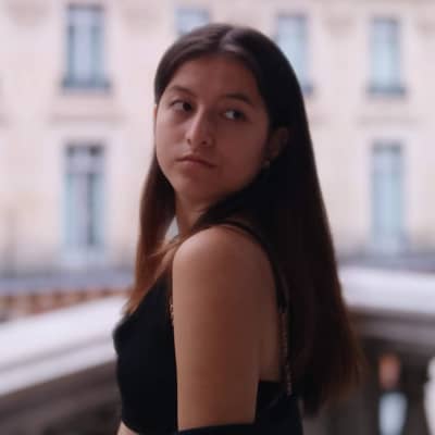 Sitter Profile Image: Gabriela Cristina G.