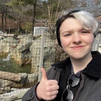 Sitter Profile Image: Ash R.