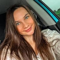 Sitter Profile Image: Lauren J.