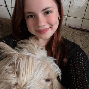 Sitter Profile Image: Lisa Michelle L.