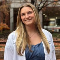 Sitter Profile Image: Madison S.