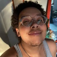 Sitter Profile Image: Chris A.