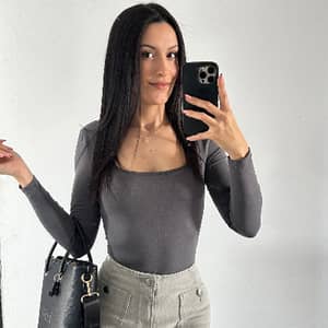 Sitter Profile Image: Natalia C.