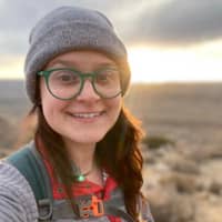 Sitter Profile Image: Felicity R.