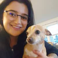 Sitter Profile Image: Laura P.