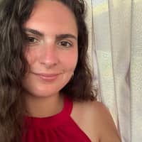 Sitter Profile Image: Elizabeth D.