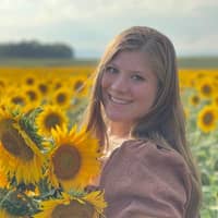 Sitter Profile Image: Bella P.