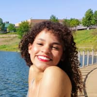 Sitter Profile Image: Desiree R.