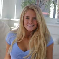 Sitter Profile Image: Sav s.