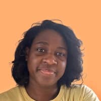 Sitter Profile Image: Naomi B.