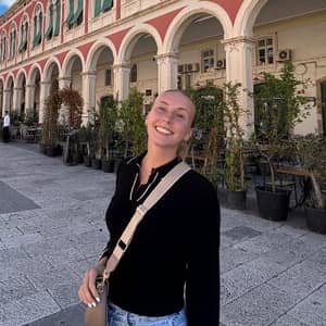 Sitter Profile Image: Selene W.