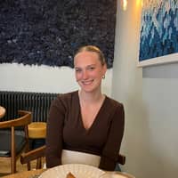 Sitter Profile Image: Erin W.