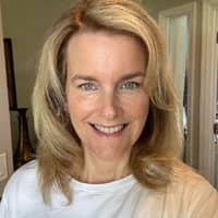 Sitter Profile Image: Beth L.