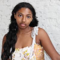 Sitter Profile Image: Lyndsay E.