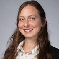 Sitter Profile Image: Nina M.