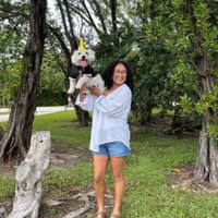 Sitter Profile Image: Isabelle M.