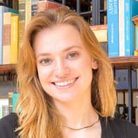 Sitter Profile Image: Sophie S.