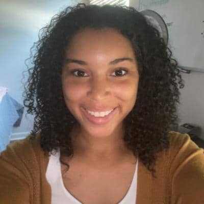 Sitter Profile Image: Kiah W.