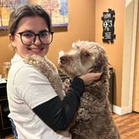 Sitter Profile Image: Isabella P.