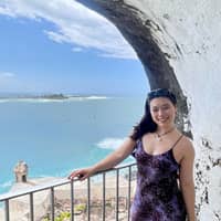 Sitter Profile Image: Heng D.