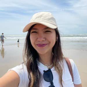 Sitter Profile Image: Debbie C.