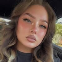 Sitter Profile Image: Harley L.