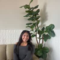 Sitter Profile Image: Areli E.