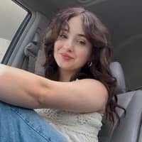 Sitter Profile Image: Emma E.