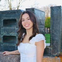 Sitter Profile Image: Hailey A.