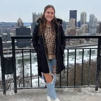 Sitter Profile Image: Lexi S.