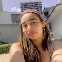 Sitter Profile Image: Analiese A.