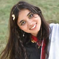 Sitter Profile Image: Juliana S.