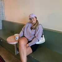 Sitter Profile Image: Julia W.