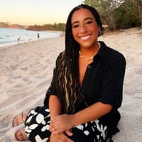 Sitter Profile Image: Ariella C.