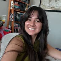 Sitter Profile Image: Emika S.