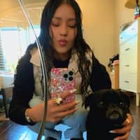 Sitter Profile Image: Viridiana t.