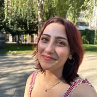 Sitterprofilbild: Elif K.