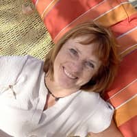 Sitter Profile Image: linda c.