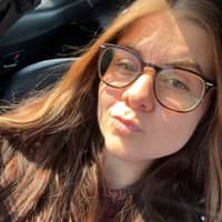 Sitter Profile Image: Alayna M.