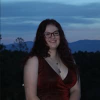 Sitter Profile Image: Mckenzie R.