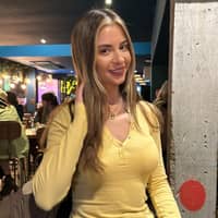 Sitter Profile Image: Sophie T.