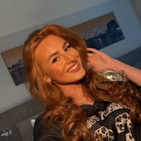 Sitter Profile Image: Lauren C.